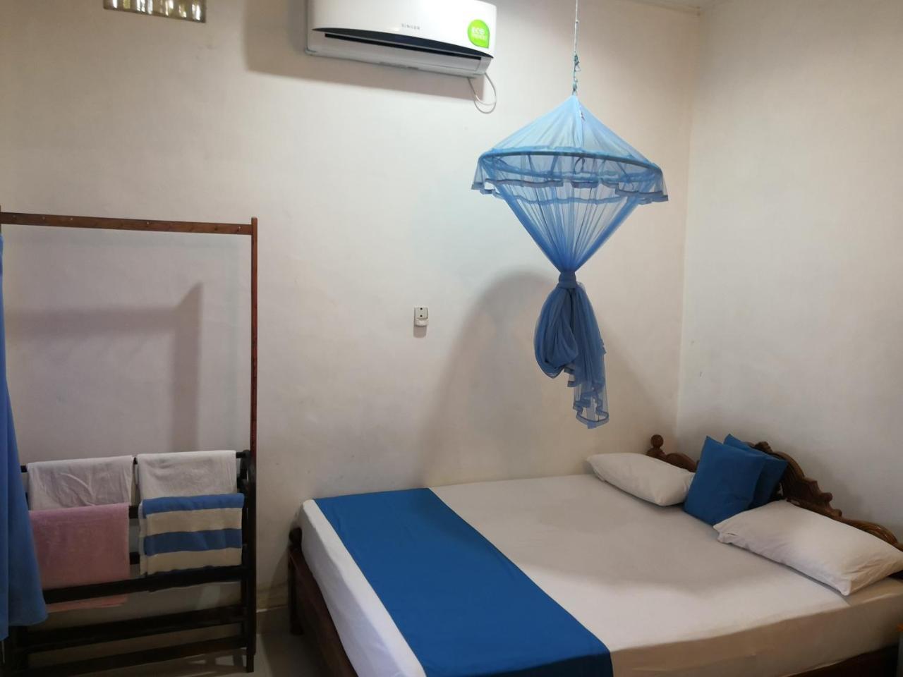 Alass Ga For Pets Lovers Trincomalee Exterior foto